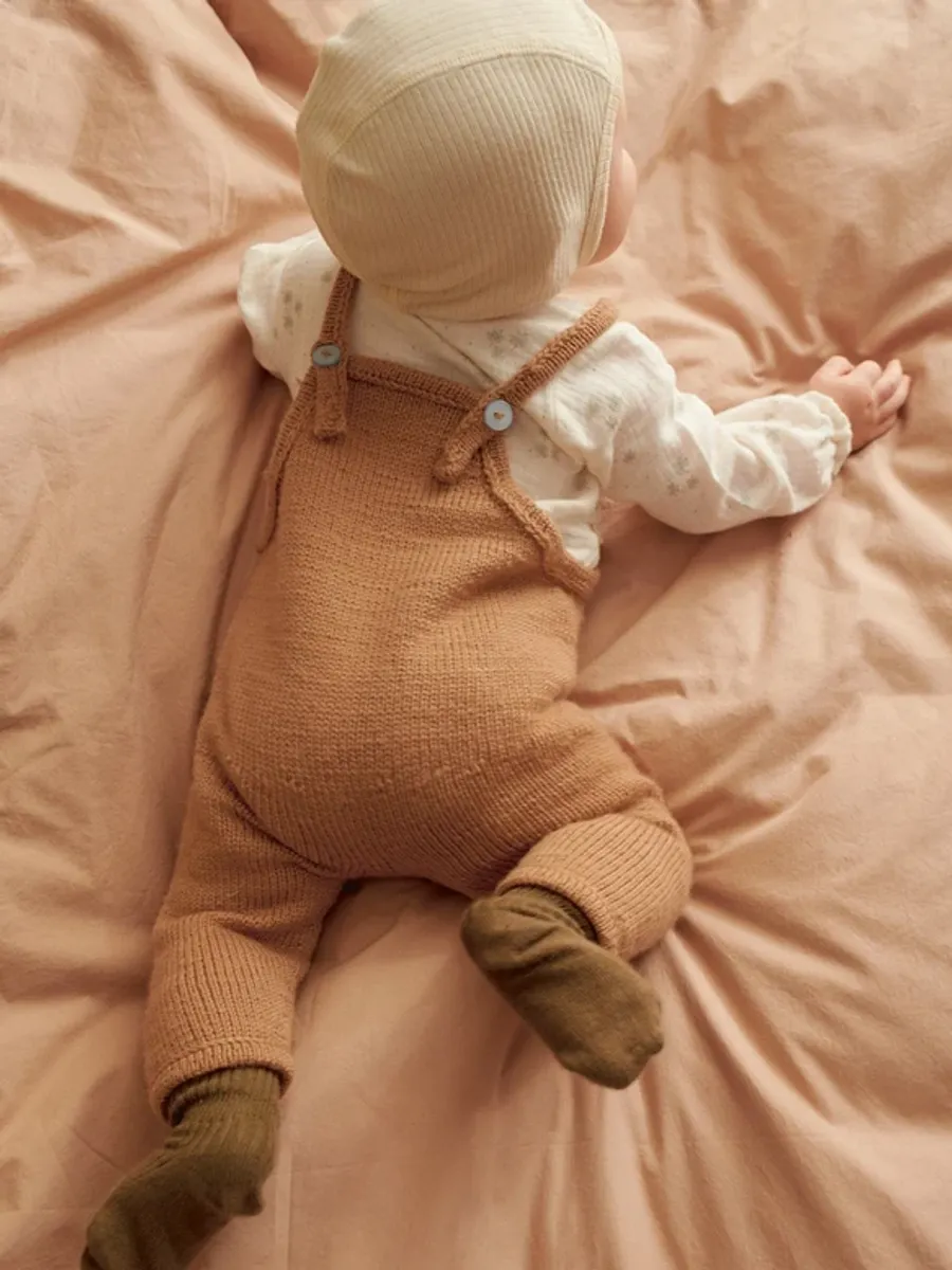 Enkeltoppskrift / 2413 Myk start / Nr. 7b  Bunny Pants Baby