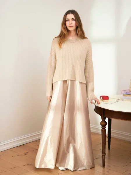 Hovedbilde Enkeltoppskrift / 2403 DIY / Nr. 4  Hilda sweater