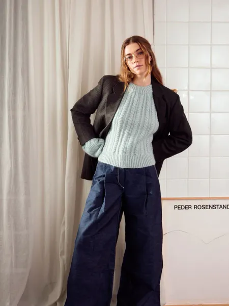 Hovedbilde Enkeltoppskrift / 2403 DIY / Nr. 10  Kaja sweater