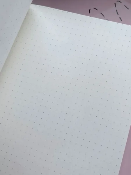 Hovedbilde PetiteKnit Knitting Journal - Grand Signatur